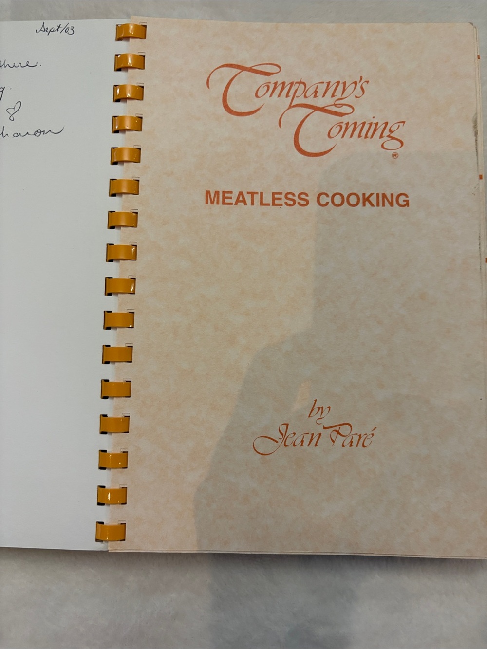 6 Different Company’s Coming Cookbooks /
Jean Paré
$6 ea - Picture 9 of 14